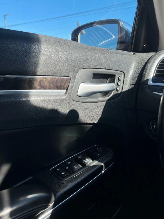 used 2018 Chrysler 300 car, priced at $14,999
