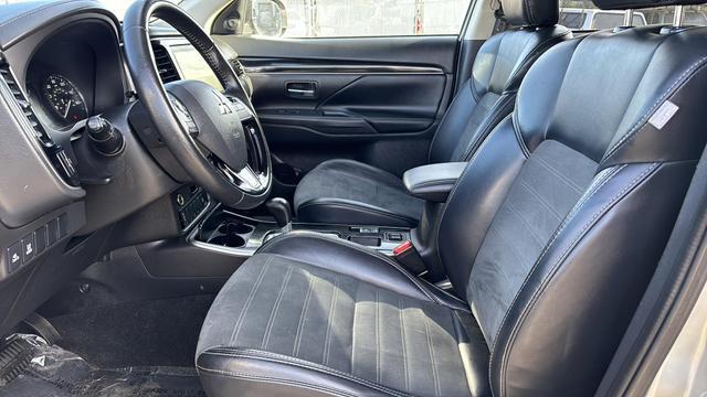 used 2020 Mitsubishi Outlander car, priced at $17,999
