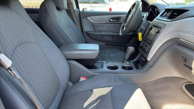 used 2015 Chevrolet Traverse car, priced at $10,999