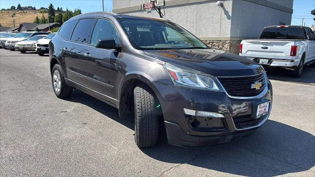 used 2015 Chevrolet Traverse car, priced at $10,999