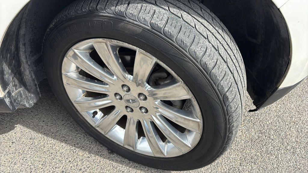 used 2012 Lincoln MKX car, priced at $6,500