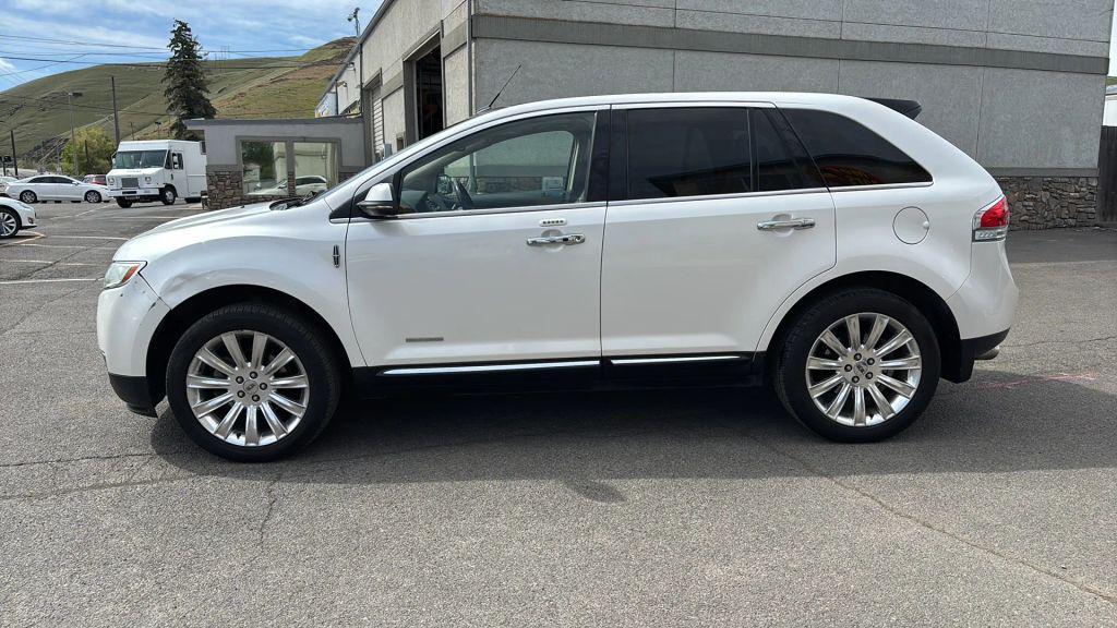 used 2012 Lincoln MKX car, priced at $6,500