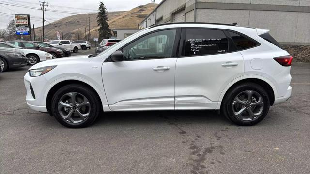 used 2023 Ford Escape car, priced at $27,999