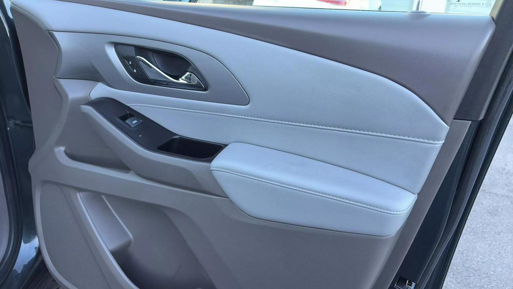 used 2020 Chevrolet Traverse car, priced at $16,999