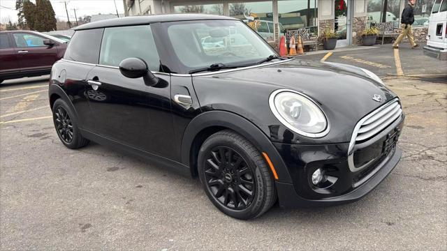used 2014 MINI Hardtop car, priced at $9,999
