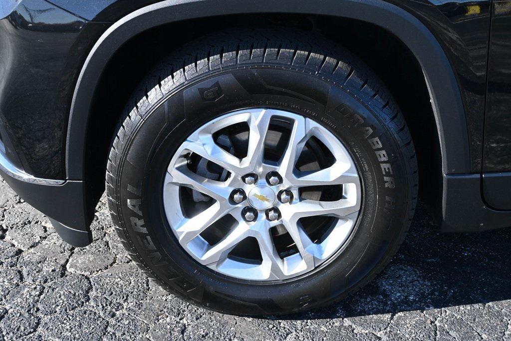 used 2018 Chevrolet Traverse car, priced at $13,900