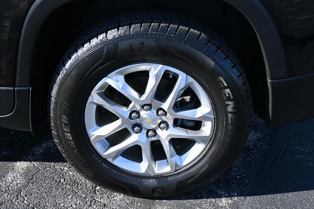 used 2018 Chevrolet Traverse car, priced at $13,900