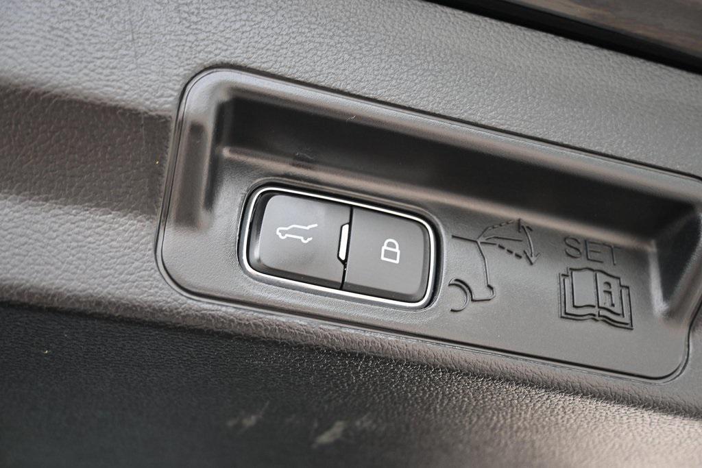 used 2022 Ford Explorer car, priced at $44,494