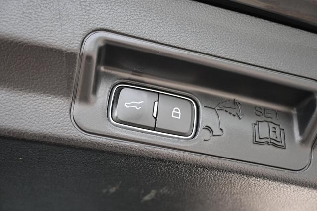 used 2022 Ford Explorer car, priced at $46,432