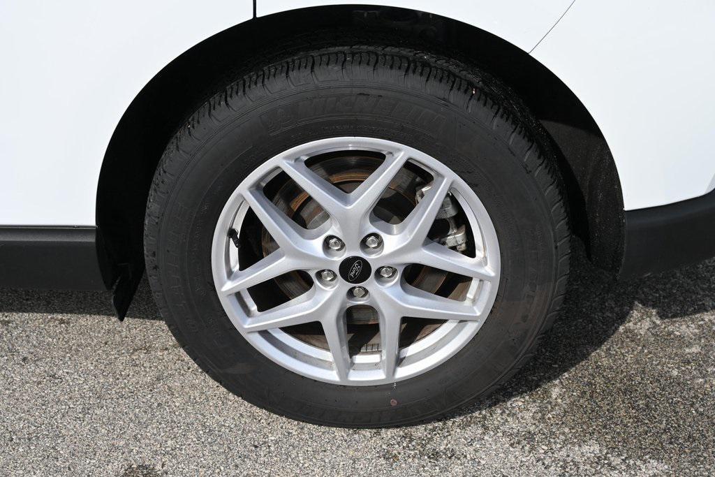 used 2024 Ford Edge car, priced at $26,283