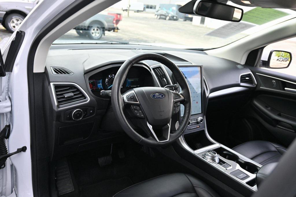used 2024 Ford Edge car, priced at $26,283