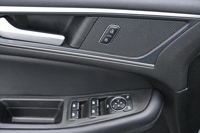used 2024 Ford Edge car, priced at $26,982