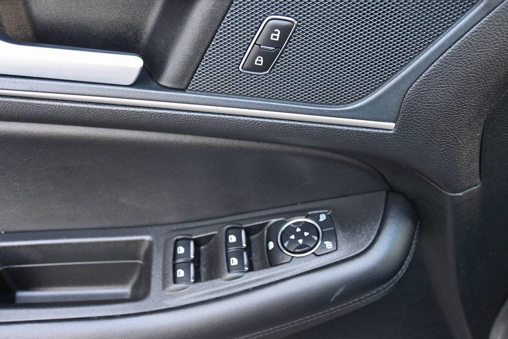 used 2023 Ford Edge car, priced at $27,992