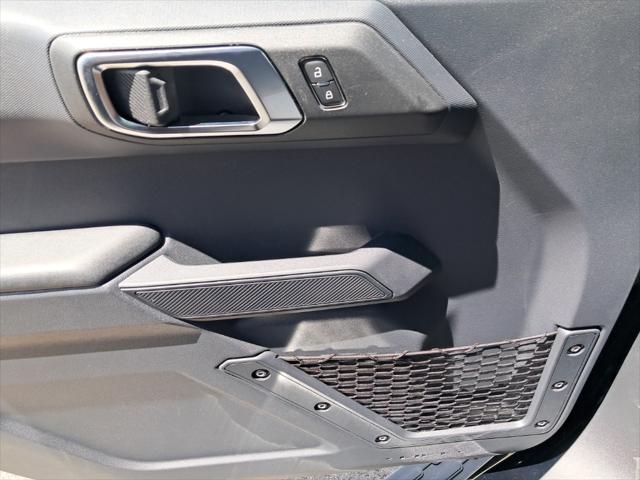 new 2025 Ford Bronco car, priced at $45,950