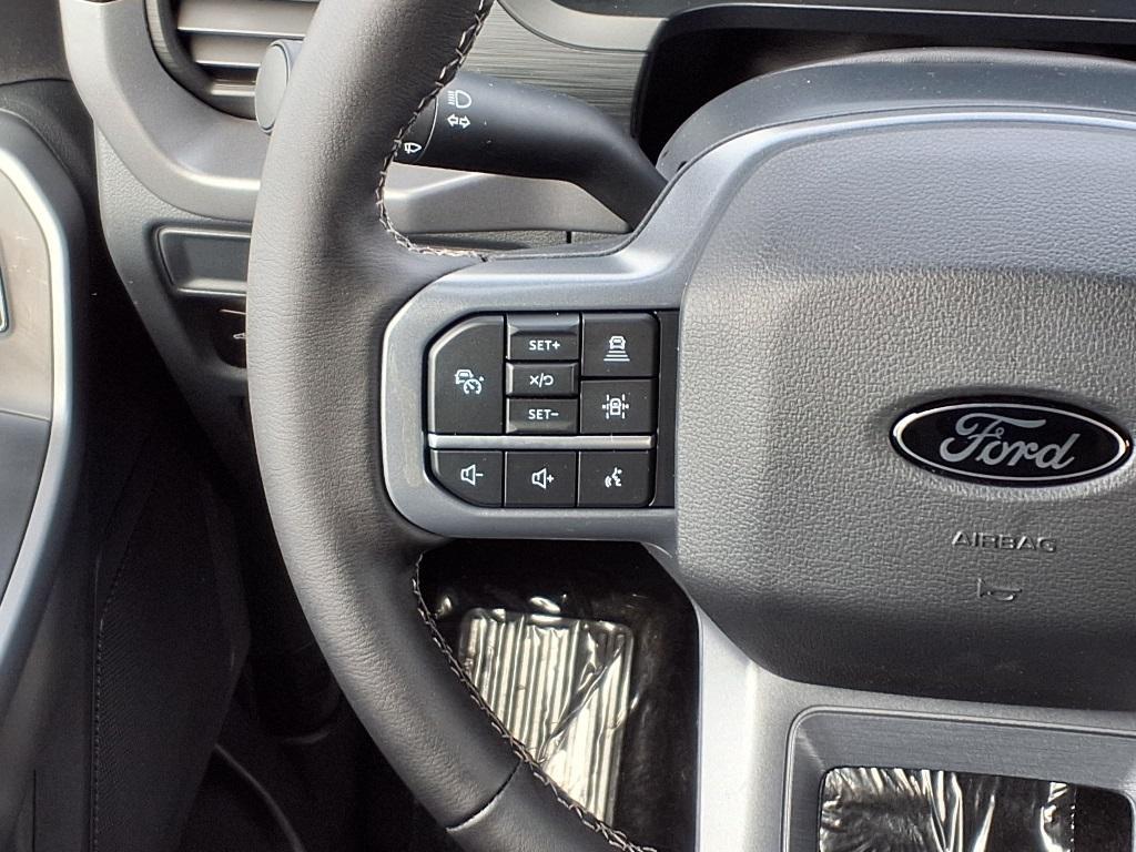 new 2025 Ford F-150 car, priced at $62,100