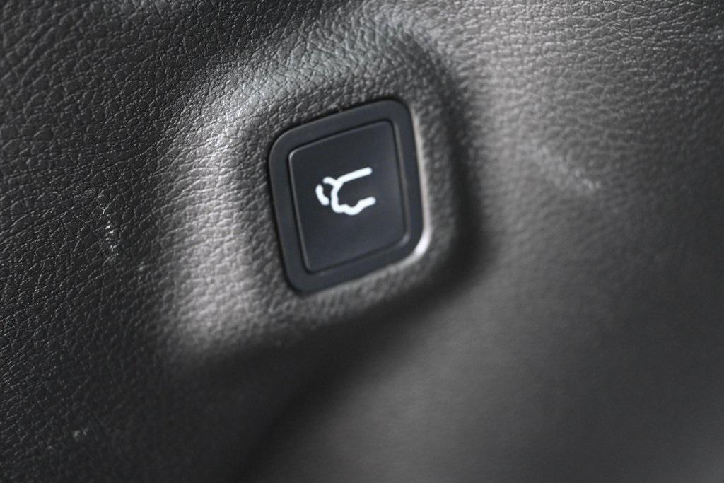 used 2022 Jeep Compass car, priced at $23,953