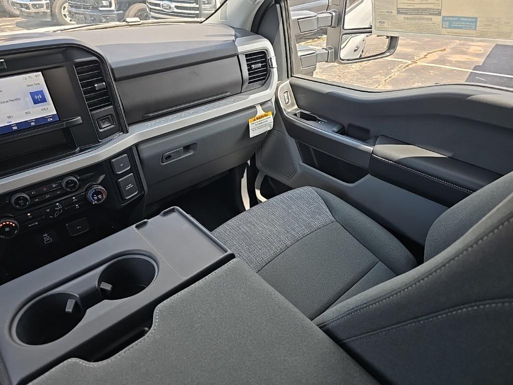 new 2025 Ford F-250 car, priced at $59,795