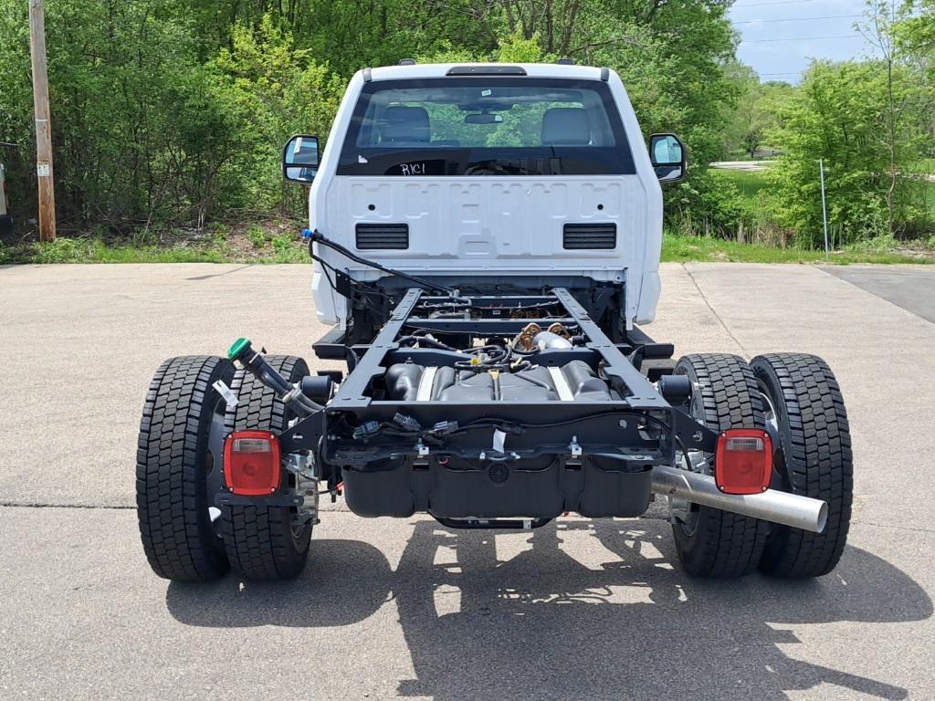 new 2024 Ford F-450 car, priced at $67,179