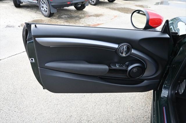 used 2022 MINI Hardtop car, priced at $30,982
