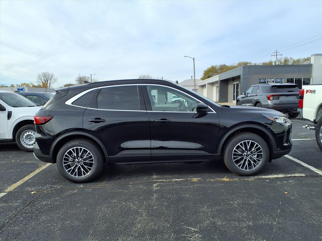 new 2026 Ford Escape PHEV car, priced at $38,490