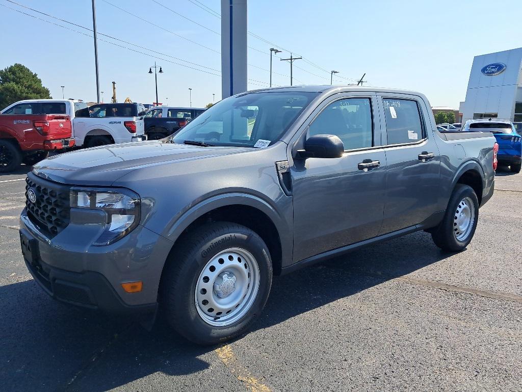 new 2025 Ford Maverick car, priced at $29,429