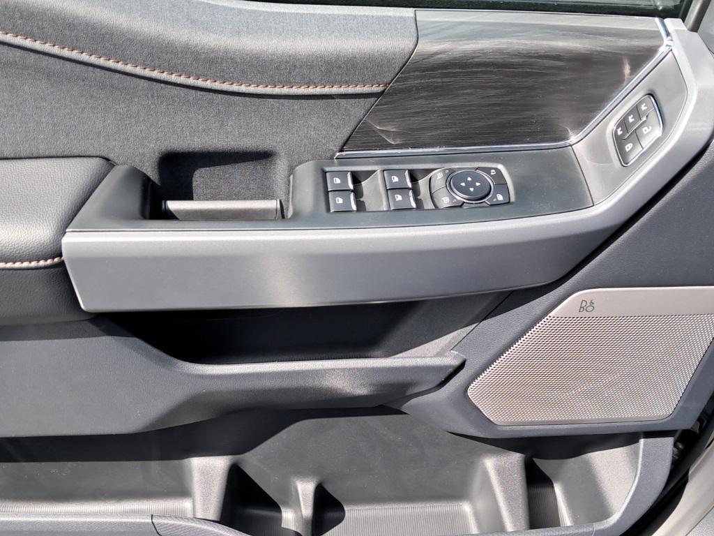 new 2025 Ford F-150 car, priced at $69,371
