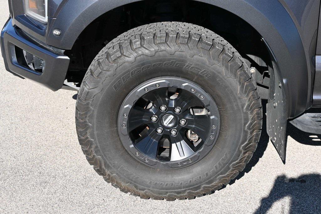 used 2018 Ford F-150 car, priced at $39,793