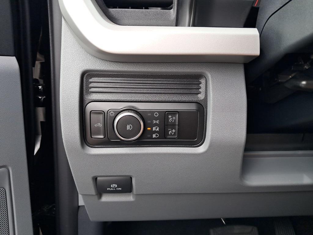 new 2025 Ford F-350 car, priced at $72,375