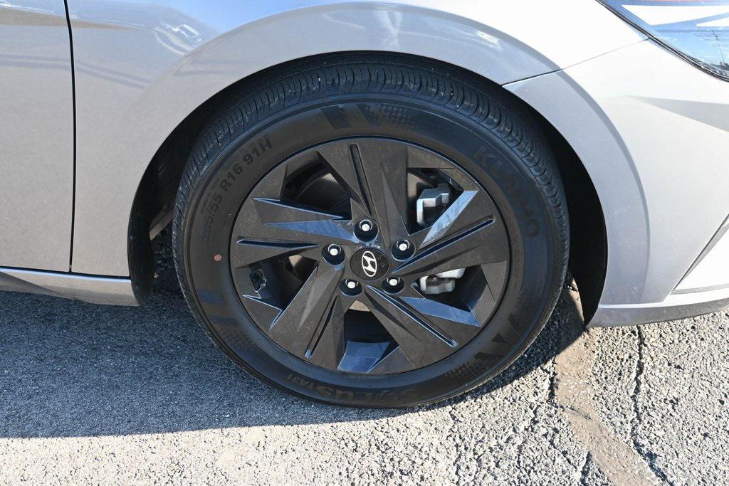used 2021 Hyundai Elantra car, priced at $18,292