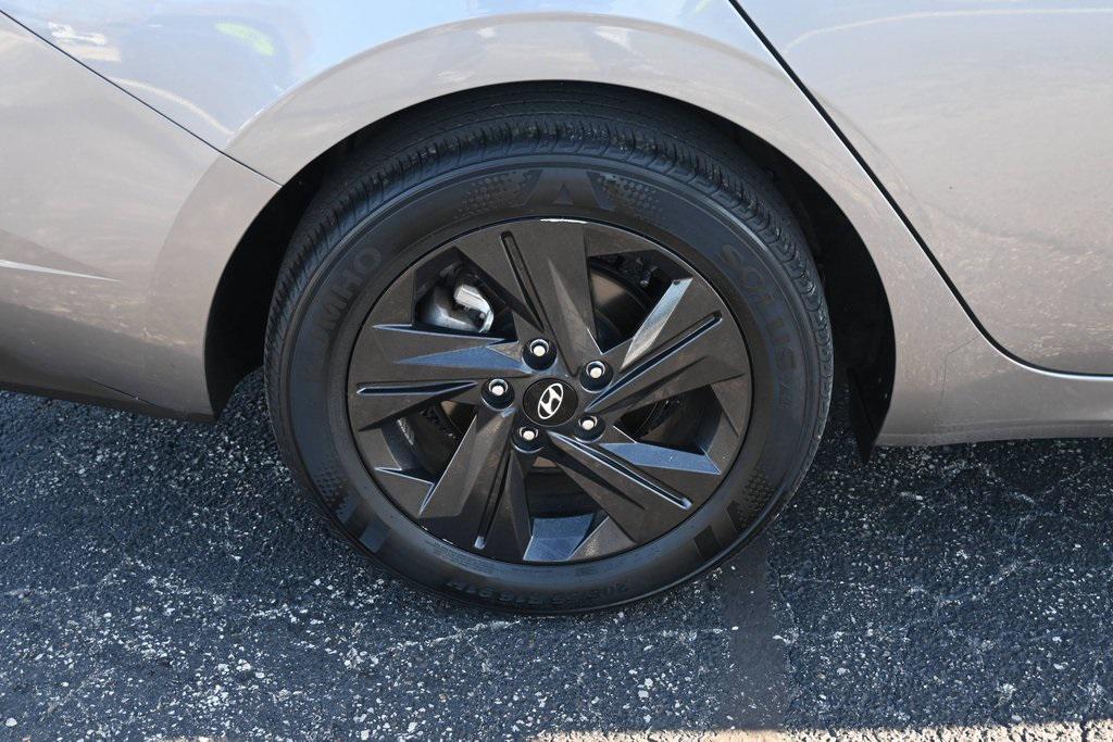 used 2021 Hyundai Elantra car, priced at $18,292