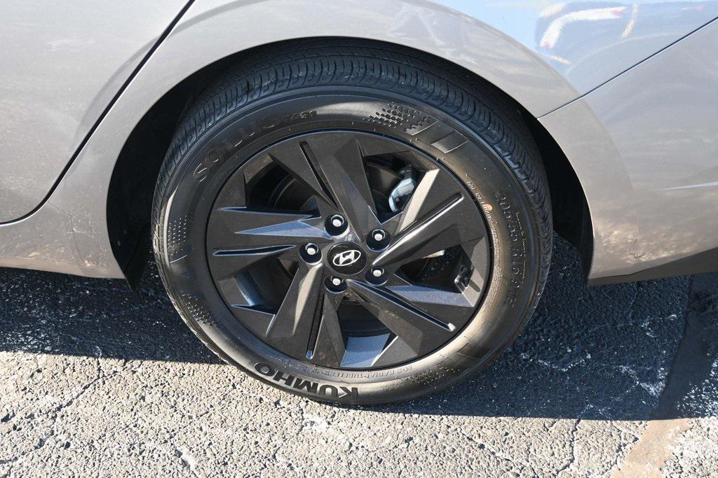 used 2021 Hyundai Elantra car, priced at $18,292