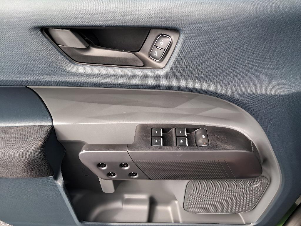 new 2025 Ford Maverick car, priced at $30,065