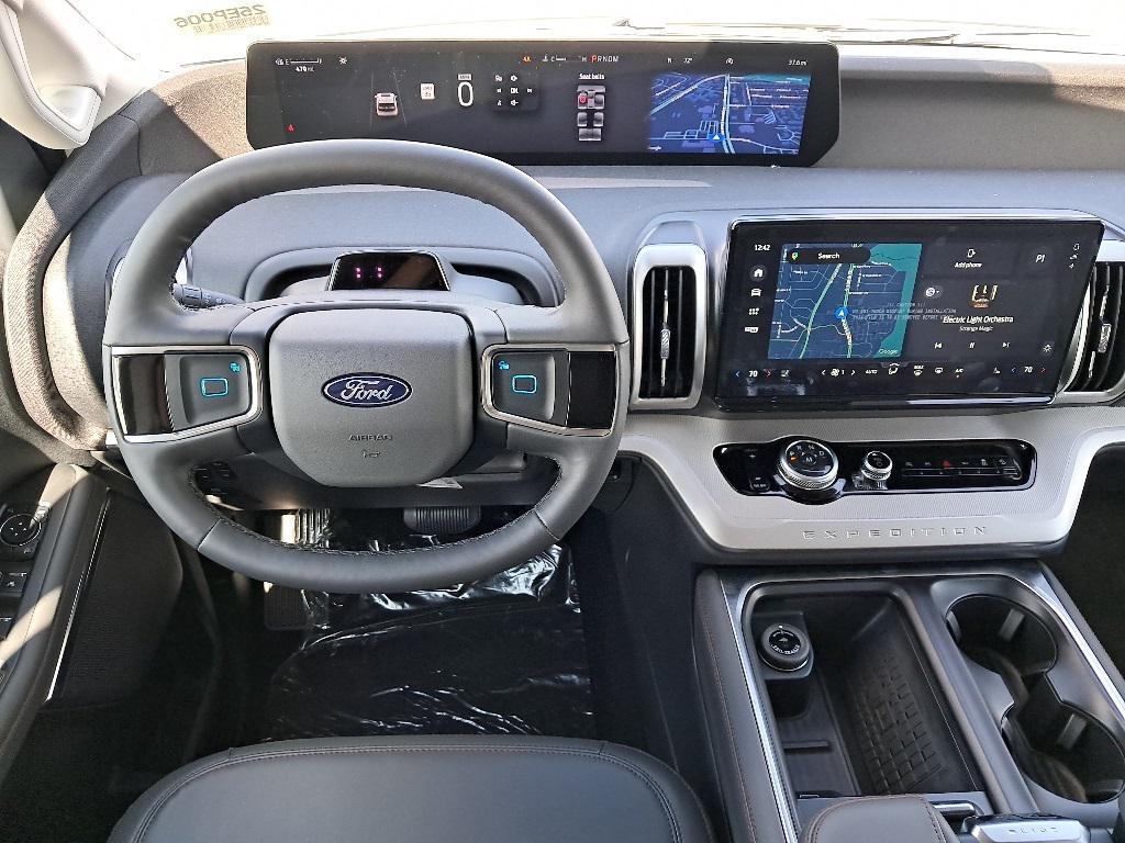 new 2025 Ford Expedition Max car, priced at $74,730