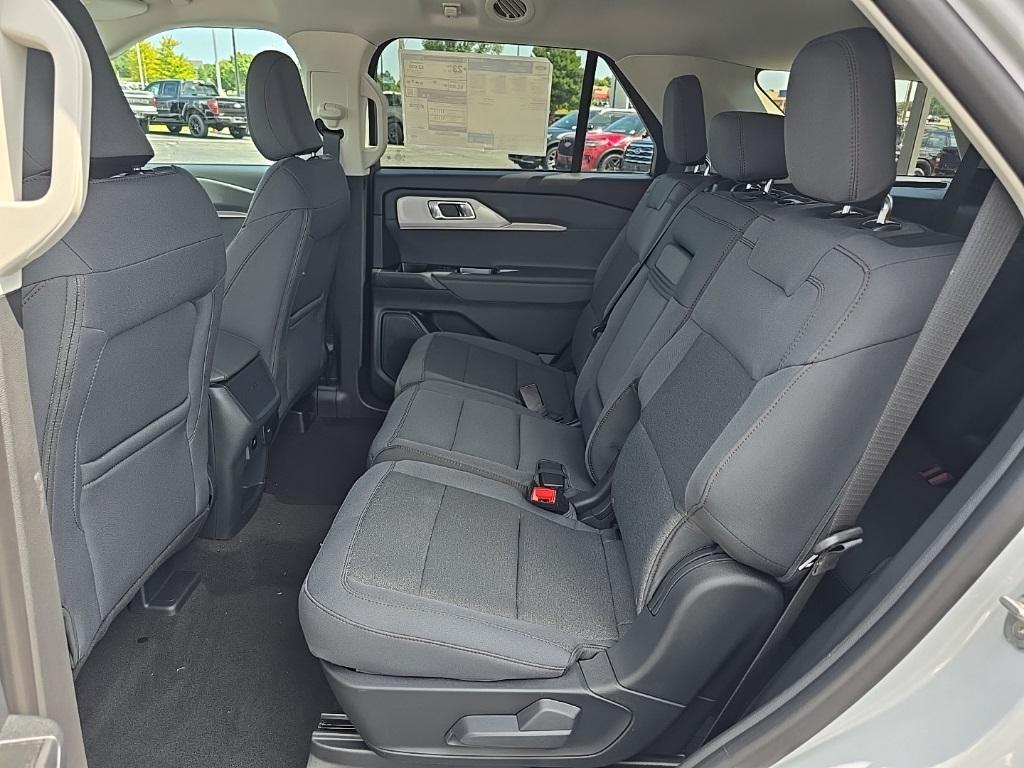 new 2025 Ford Explorer car, priced at $42,511