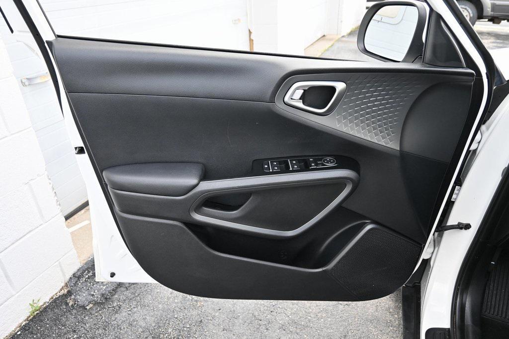 used 2020 Kia Soul car, priced at $15,984