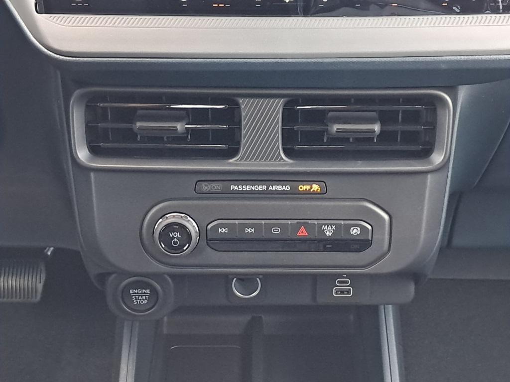 new 2025 Ford Maverick car, priced at $36,632