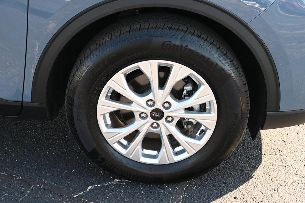 used 2024 Ford Escape car, priced at $24,992