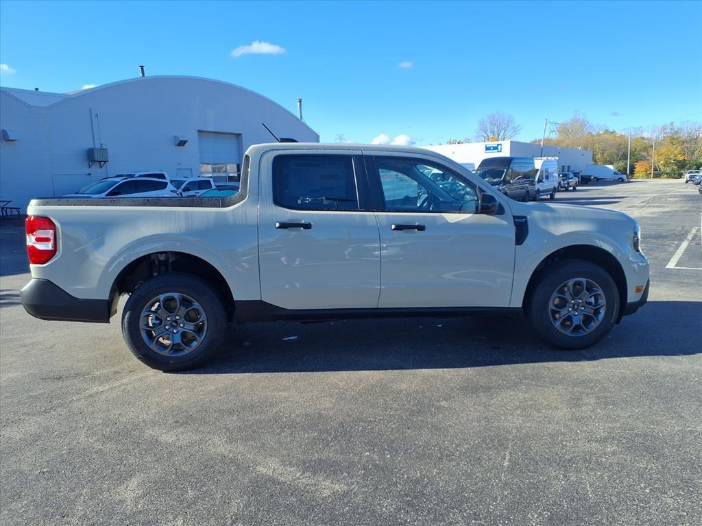 new 2025 Ford Maverick car, priced at $29,729
