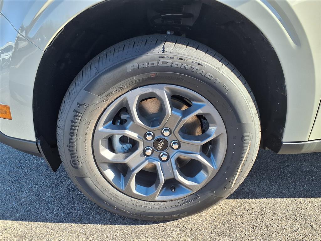 new 2025 Ford Maverick car, priced at $29,729