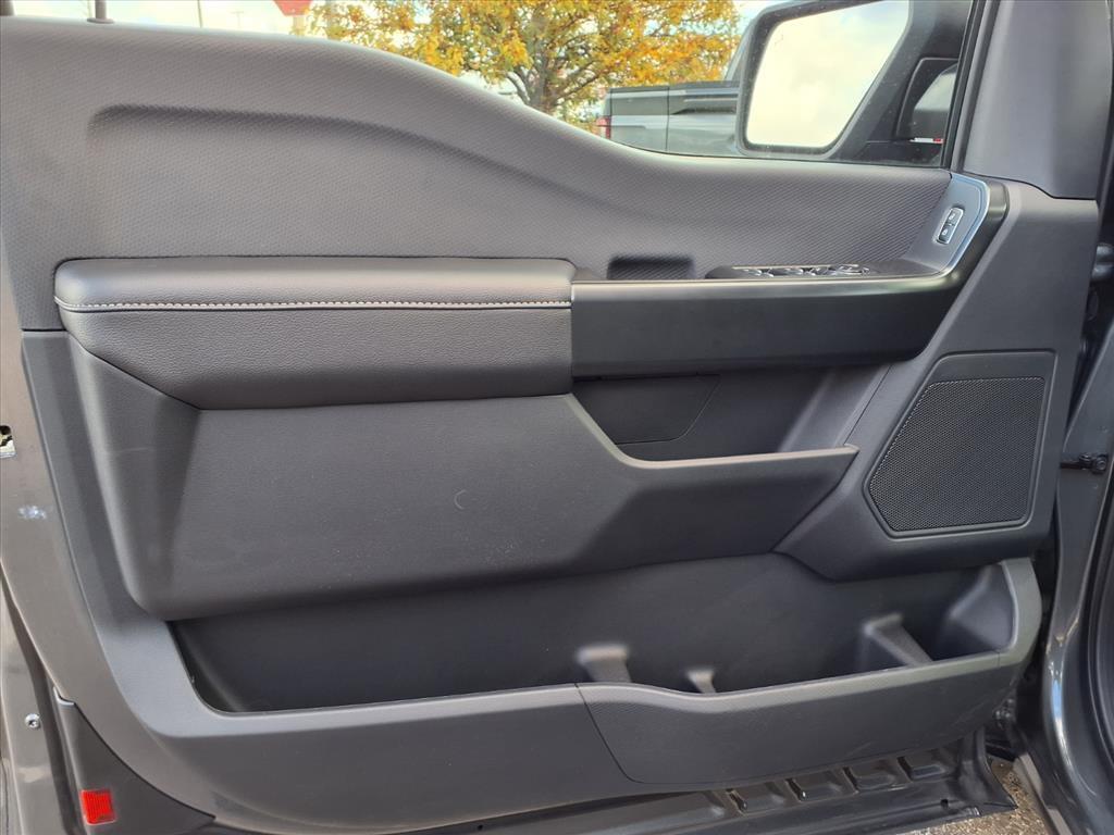 new 2025 Ford F-150 car, priced at $50,212