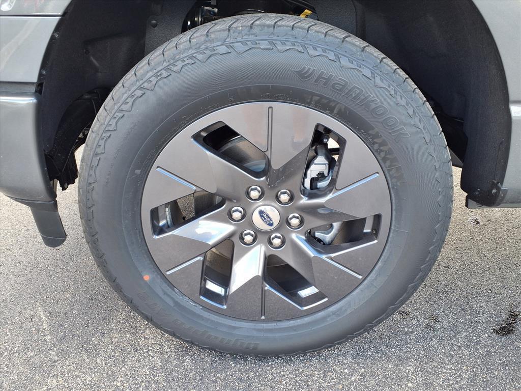 new 2025 Ford F-150 car, priced at $50,212