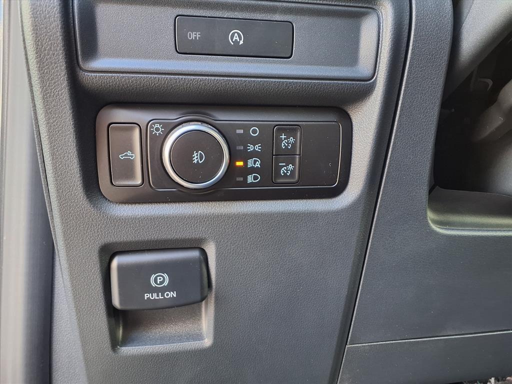 new 2025 Ford F-150 car, priced at $50,212