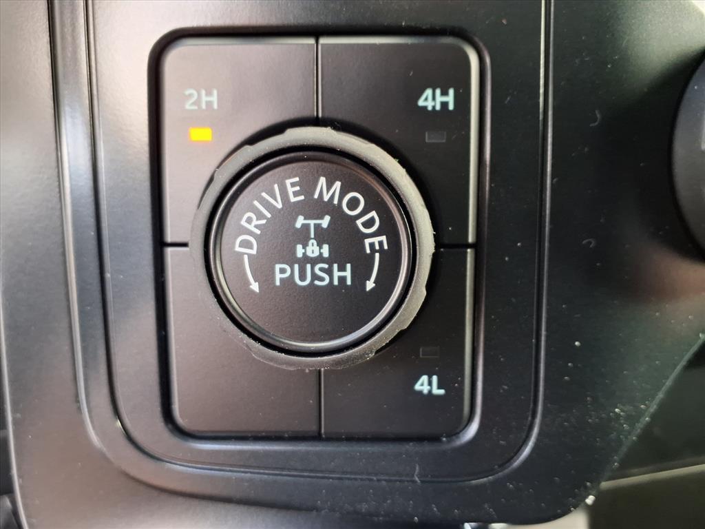 new 2025 Ford F-150 car, priced at $50,212