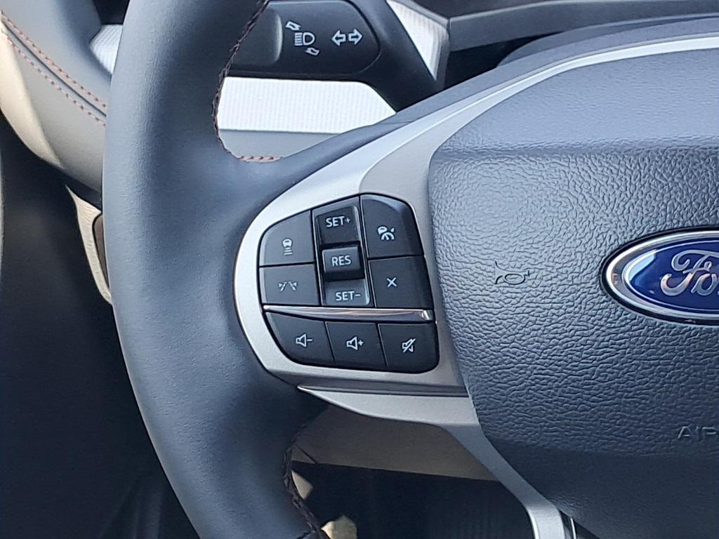 new 2025 Ford Explorer car, priced at $42,198