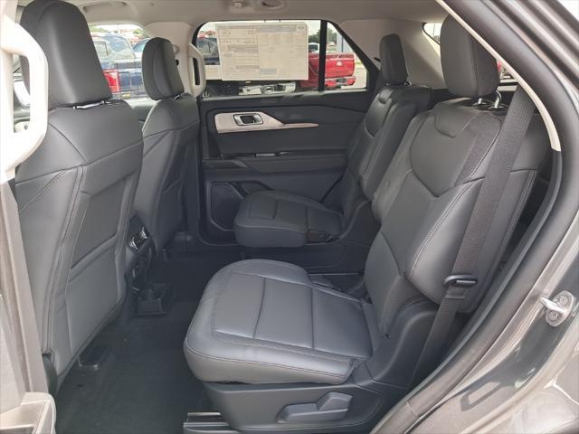 new 2025 Ford Explorer car, priced at $50,280