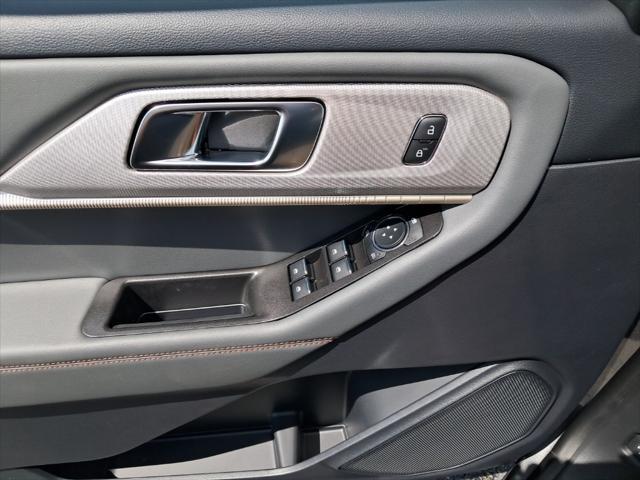 new 2025 Ford Explorer car, priced at $50,280