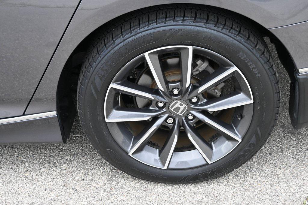 used 2022 Honda Accord Hybrid car, priced at $28,492