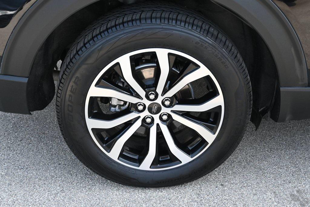 used 2022 Ford Explorer car, priced at $35,592