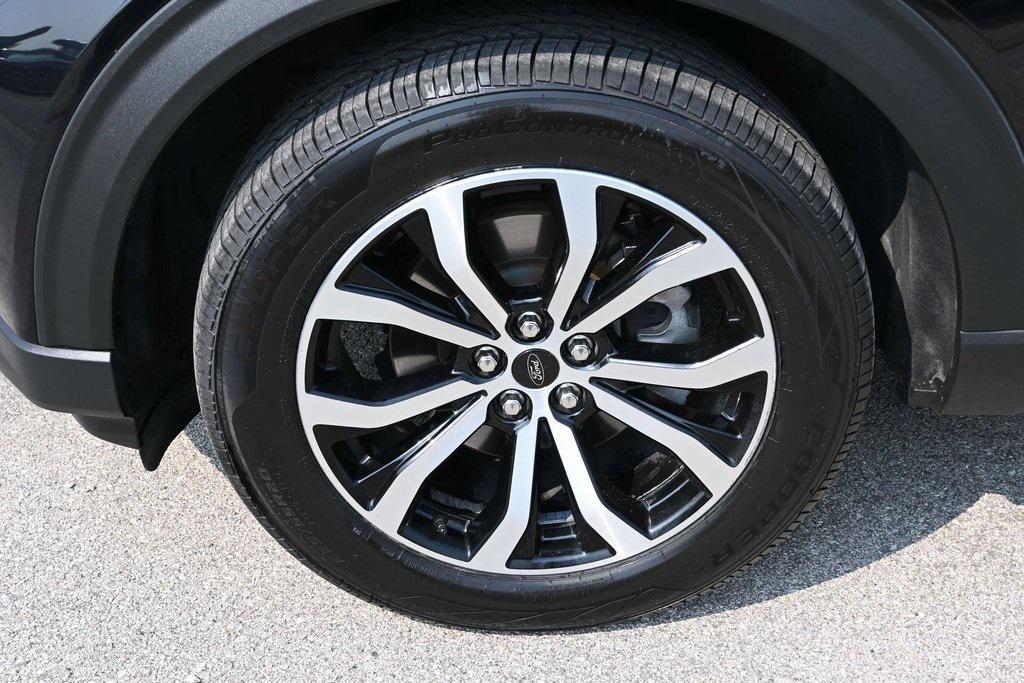used 2022 Ford Explorer car, priced at $35,592