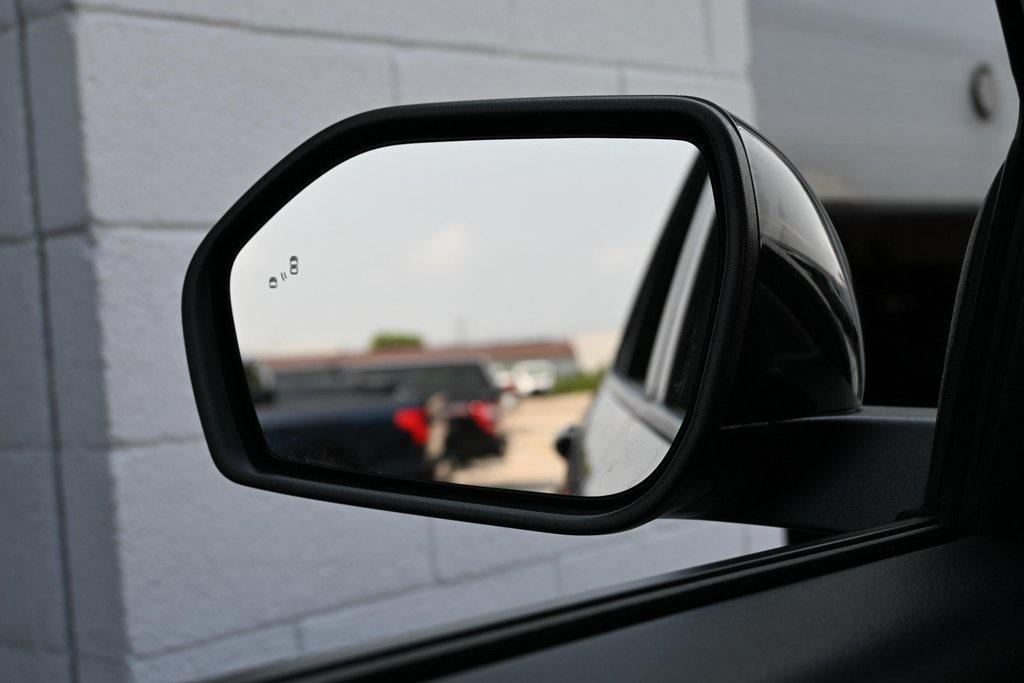 used 2022 Ford Explorer car, priced at $35,592